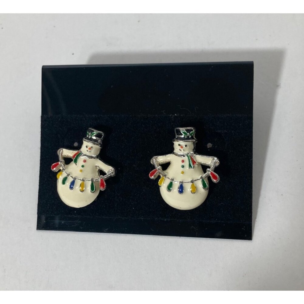 Enamel Snowman Earrings Holding String‎ of Christmas Lights 1" White Red Green